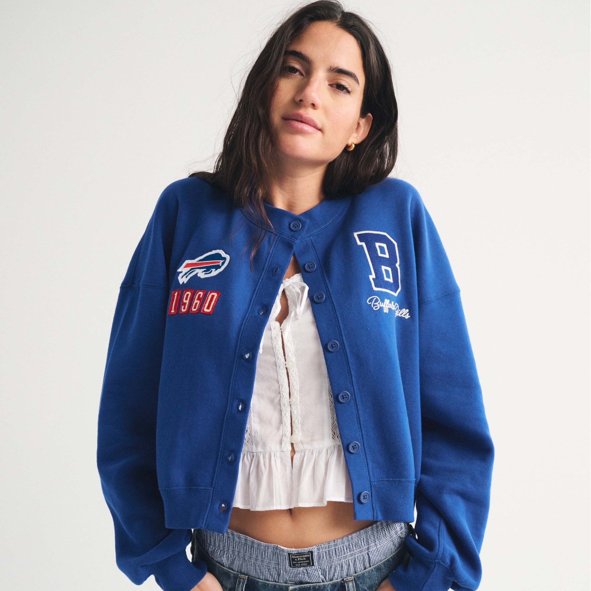 Damen-Cardigan „Royal Buffalo Bills“ von Abercrombie & Fitch mit durchgehender Knopfleiste