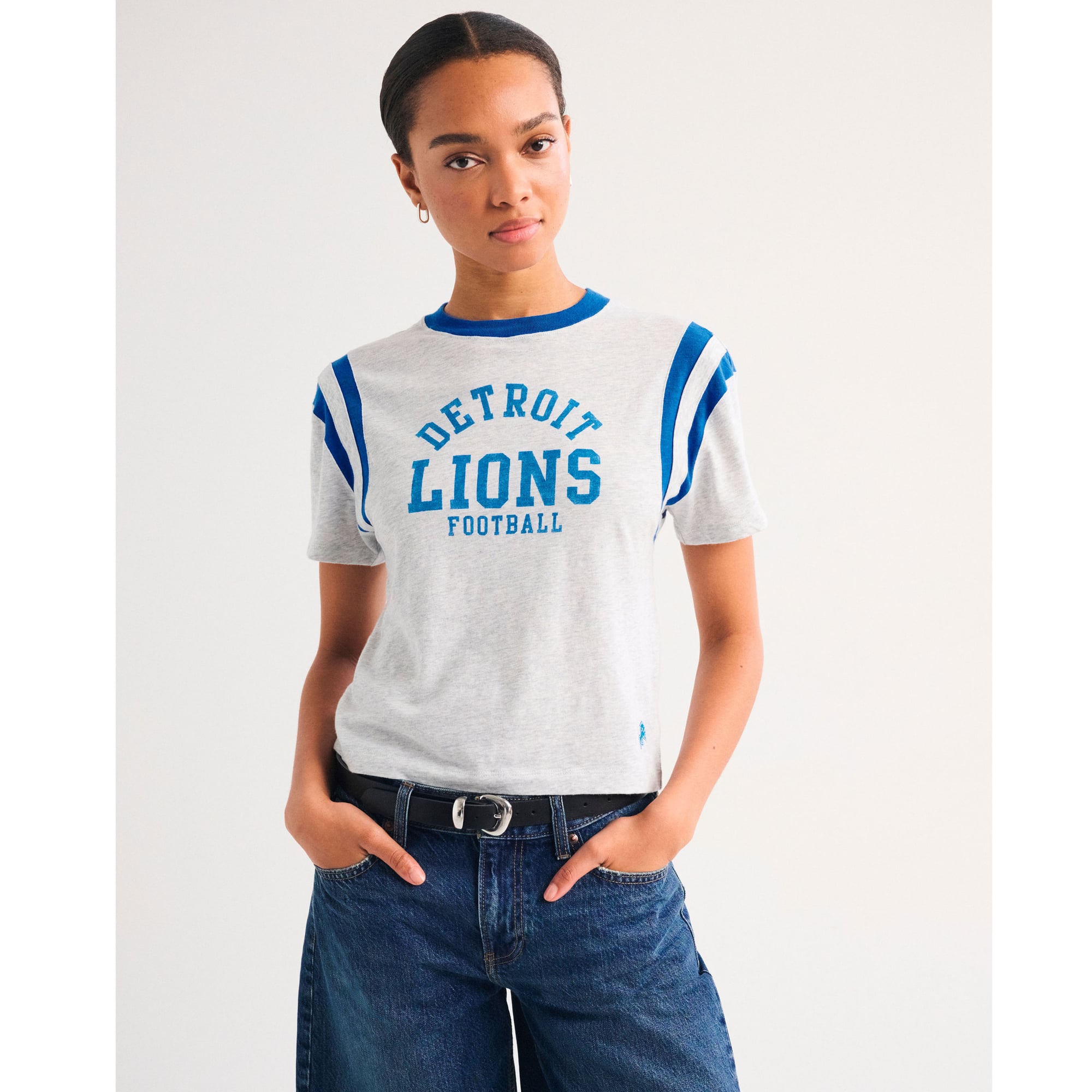 Abercrombie & Fitch Damen-T-Shirt in meliertem Grau mit Detroit Lions-Logo