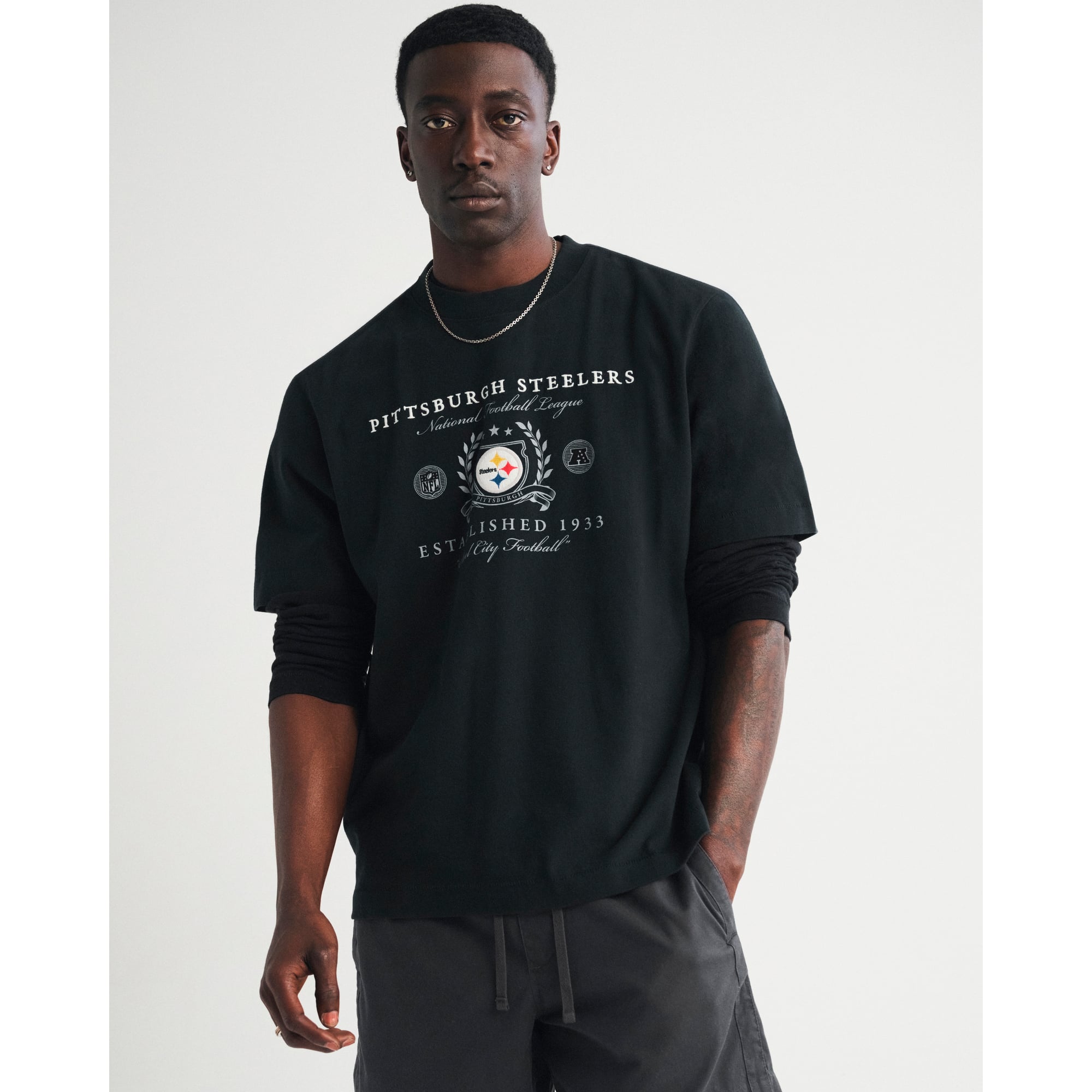 Men's Abercrombie & Fitch Black Pittsburgh Steelers Premium Heavyweight T-Shirt