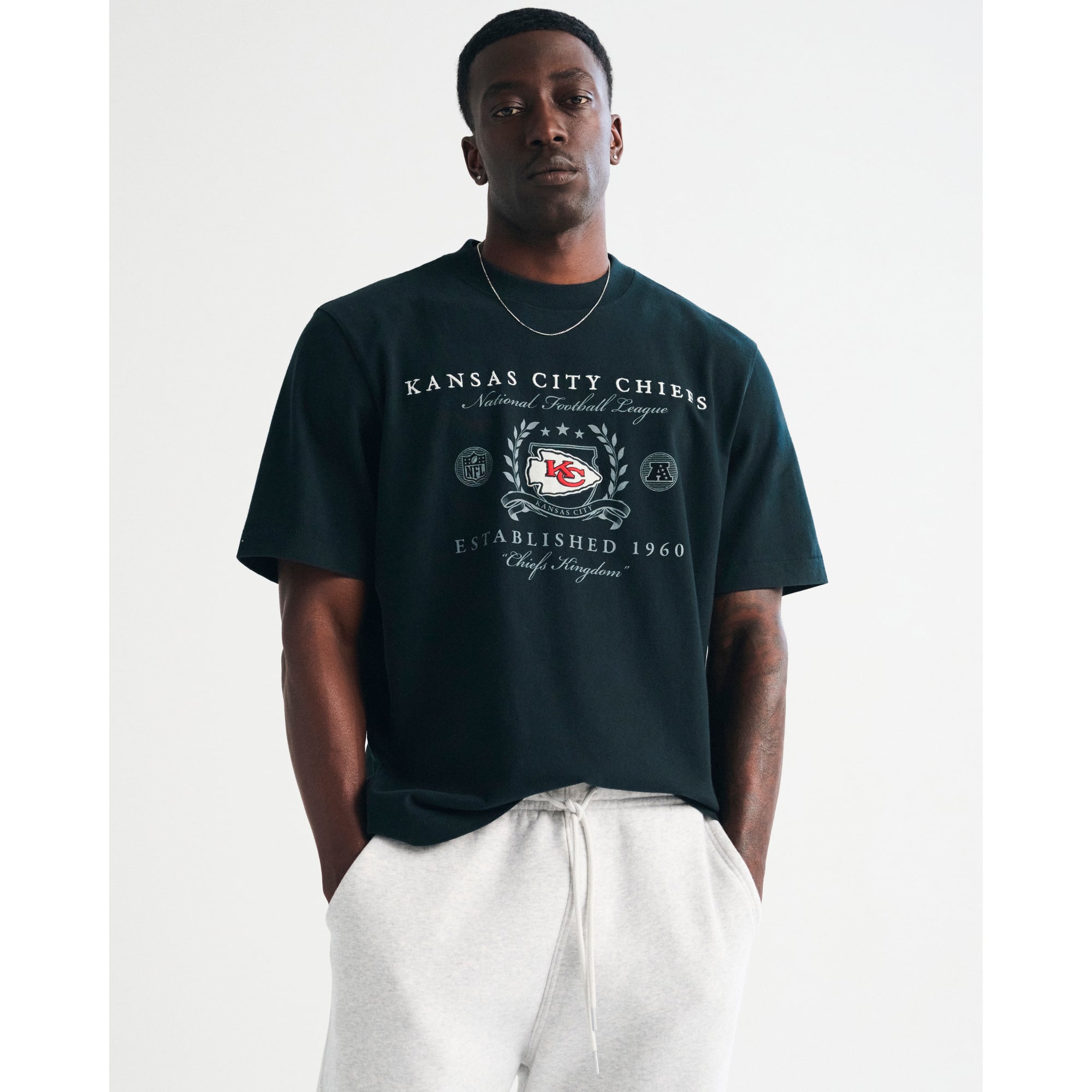 Schwarzes Premium-T-Shirt der Kansas City Chiefs von Abercrombie & Fitch für Herren (schwere Qualität).