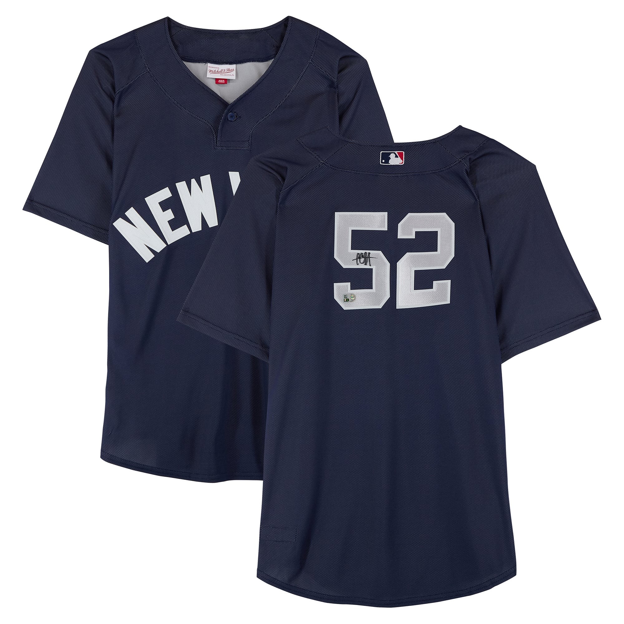 Camiseta de práctica de bateo Mitchell and Ness 2009 azul marino autografiada por CC Sabathia de los New York Yankees