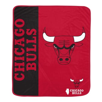 Pegasus Chicago Bulls Baseline 50" x 60" Ultra Soft Throw Blanket