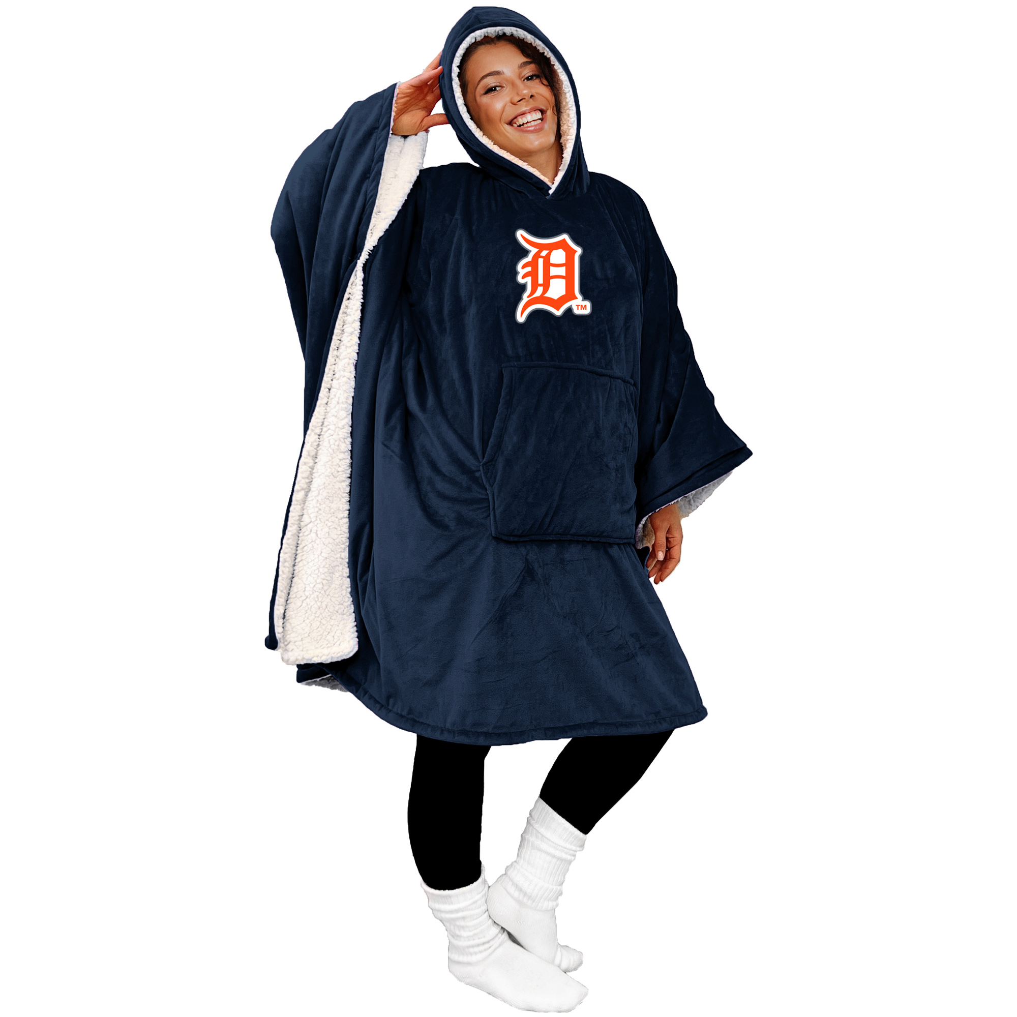 Pegasus Detroit Tigers Team 50" x 70" Bloncho Sherpa Fan Cape