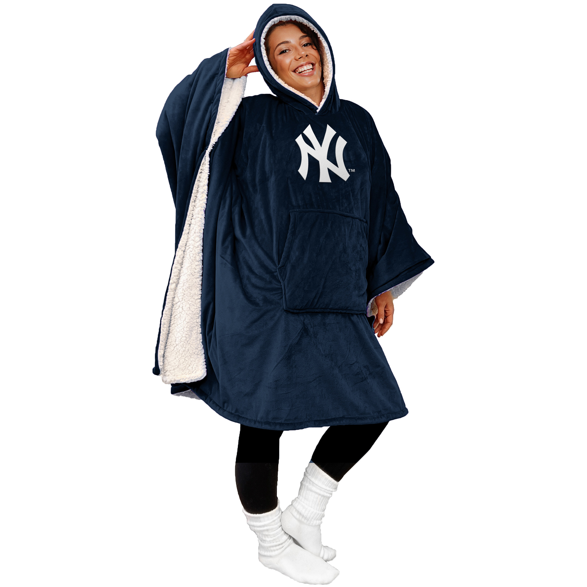 Pegasus New York Yankees Team 50" x 70" Bloncho Sherpa Fan Cape