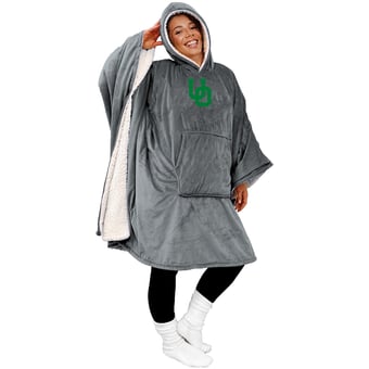 "Pegasus Oregon Ducks Team 50"" x 70"" Bloncho Sherpa Fan Cape"