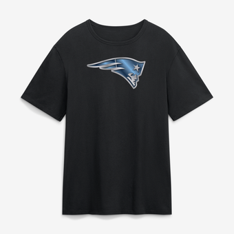 Men's Black New England Patriots  Metallic Mascot T-Shirt