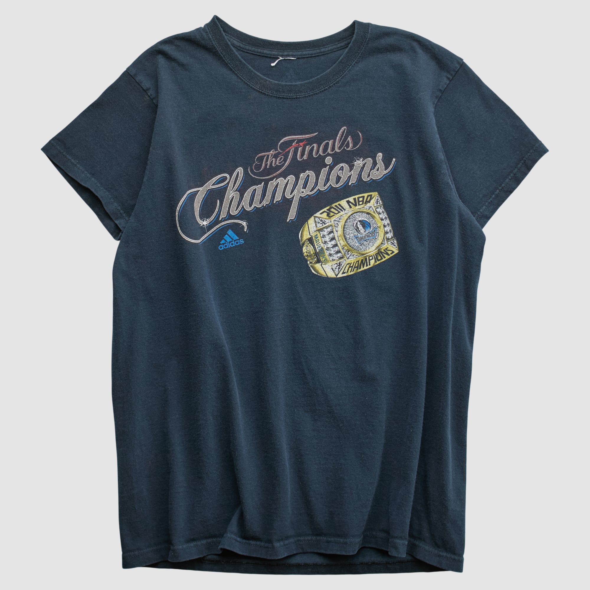 Dallas Mavericks Adidas 2010s T-shirt - Navy - S by Fanatics Real Vintage