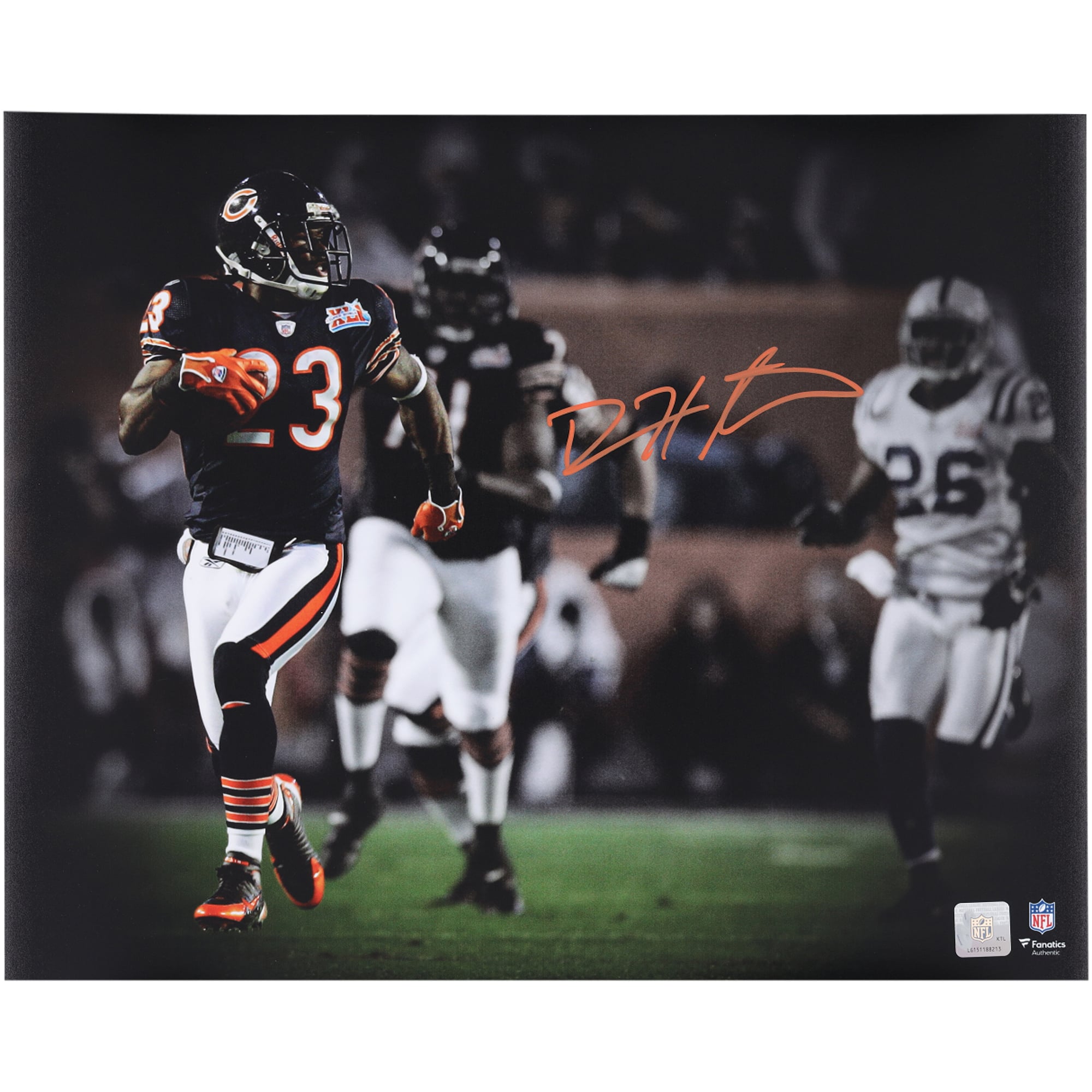 Devin Hester Chicago Bears Autographed 16" x 20" Super Bowl XLI Kickoff Return Spotlight Photograph