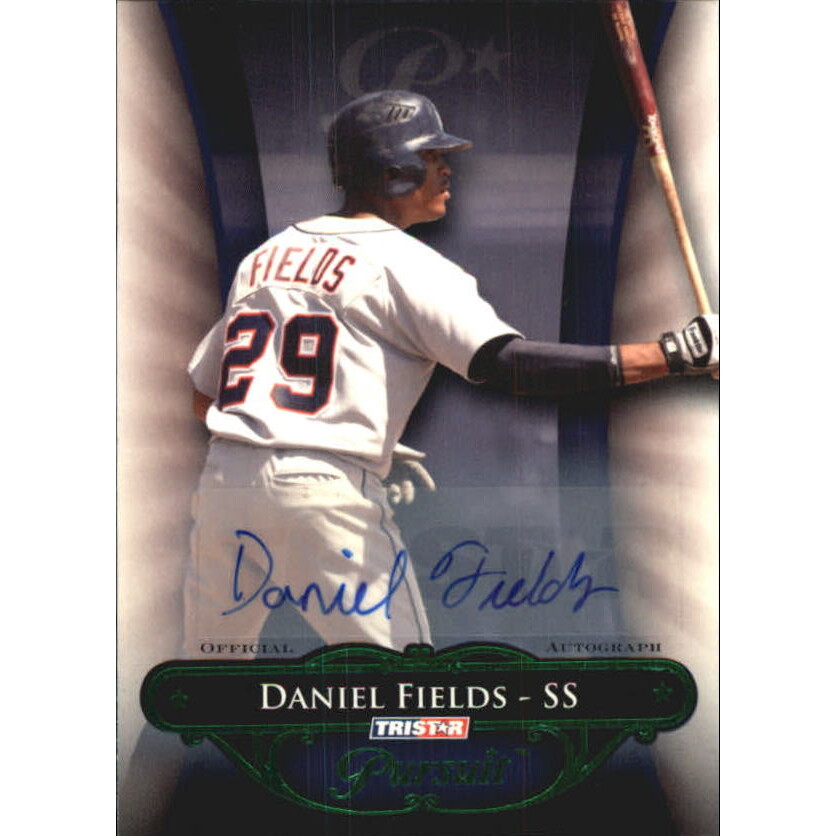 2010 TRISTAR Pursuit Autographs Green #119 Daniel Fields