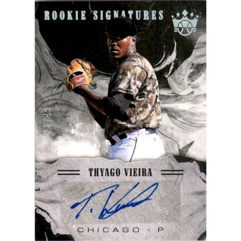 2018 Diamond Kings DK Rookie Signatures Holo Silver #39 Thyago Vieira