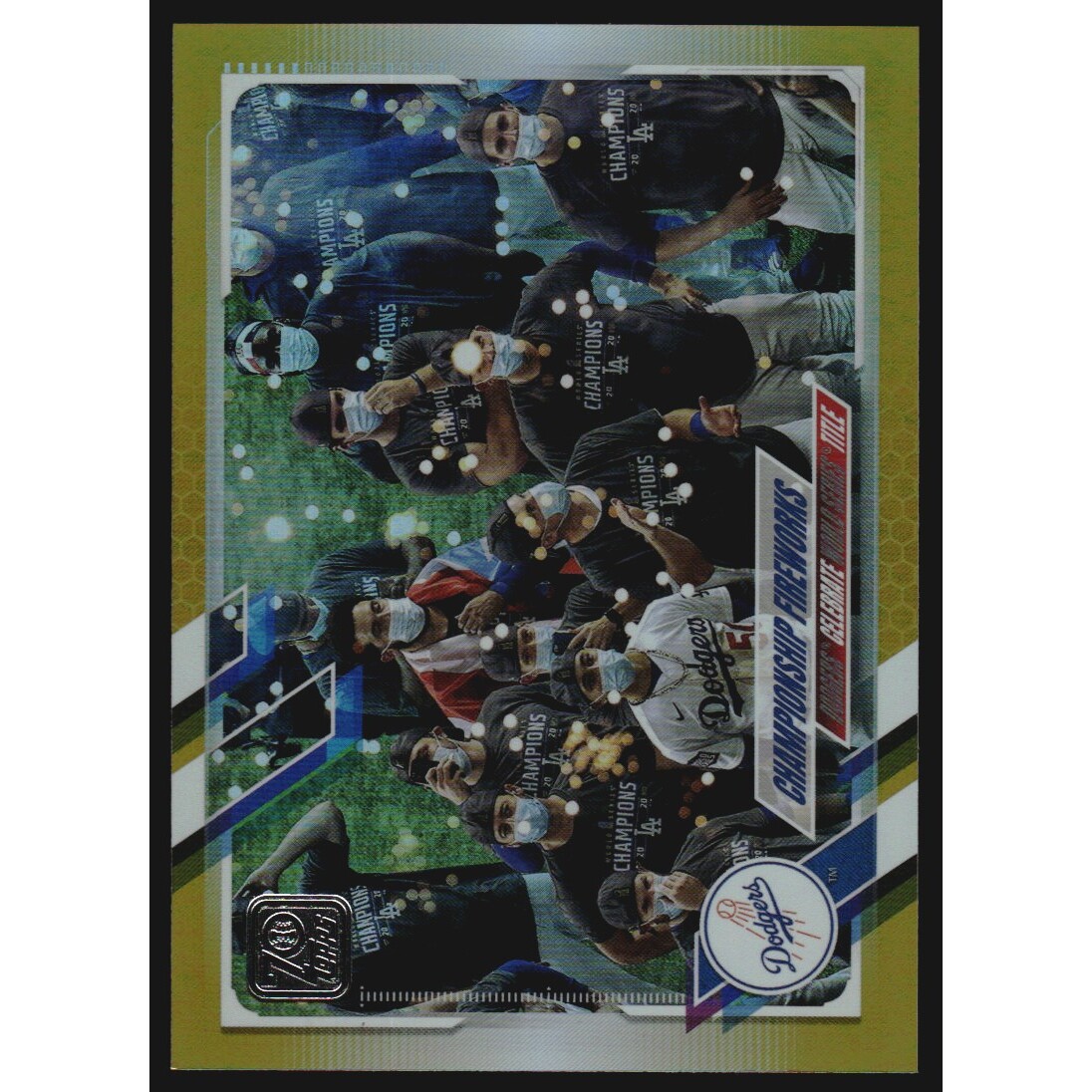 2021 Topps Gold Foil #490 Champion Fireworks/Mookie Betts