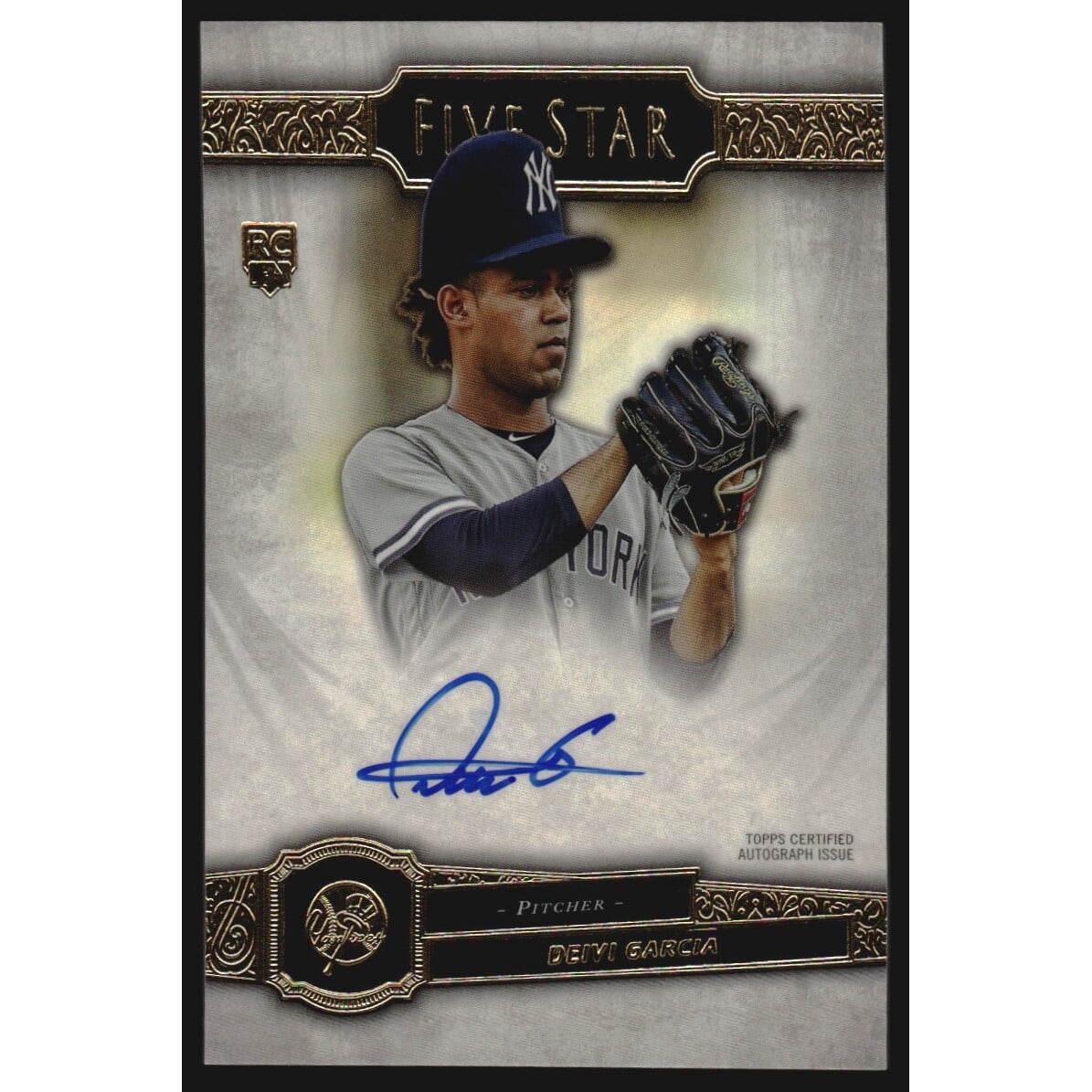 2021 Topps Five Star Autographs #FSADGQ Deivi Garcia RC. rookie card picture