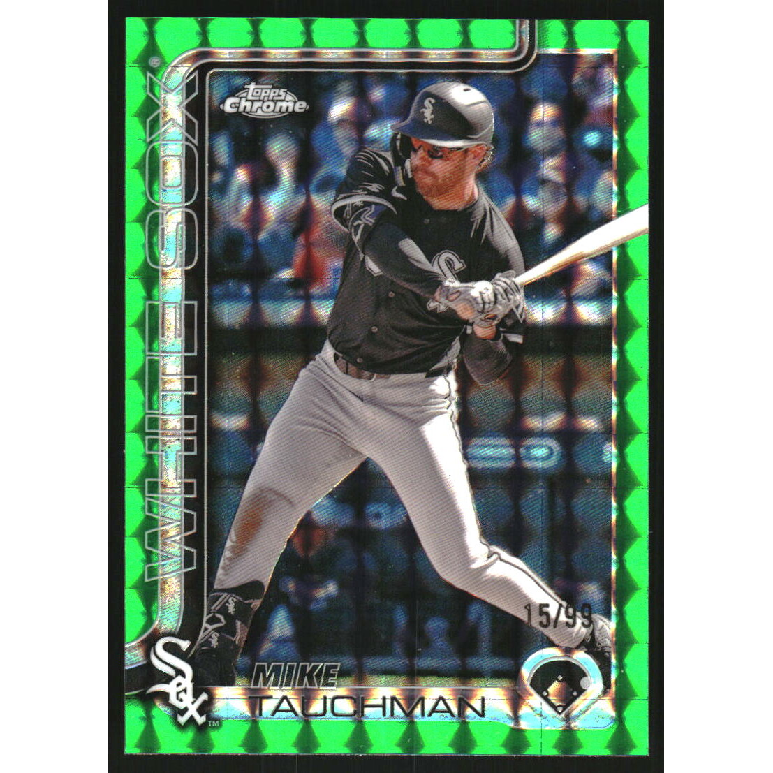 2025 Topps Chrome Green Geometric Refractors #117 Mike Tauchman. rookie card picture
