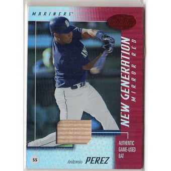 2002 Leaf Certified Mirror Red #196 Antonio Perez NG Bat