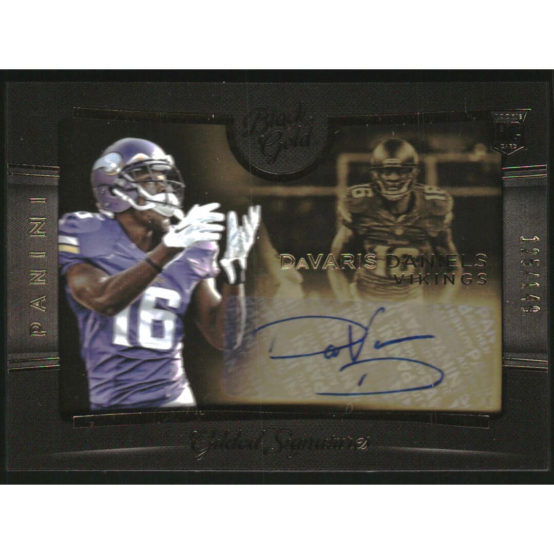 2015 Panini Black Gold Gilded Signatures #GILDD DaVaris Daniels. rookie card picture