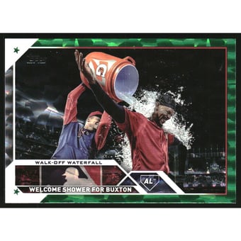 2023 Topps Green Foil #326 Walk-Off Waterfall/Byron Buxton