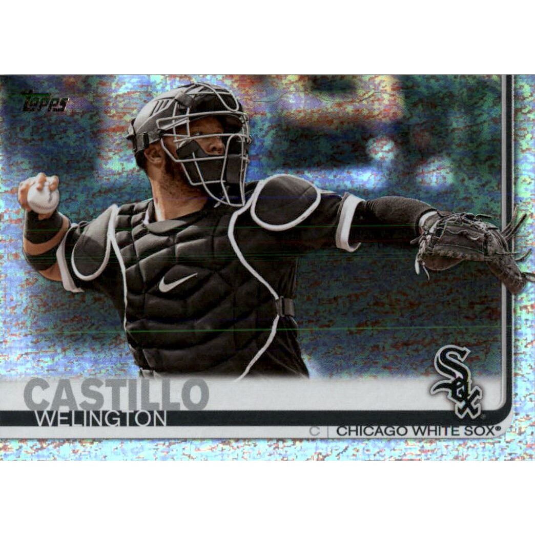 2019 Topps Factory Set Sparkle Foil #613 Welington Castillo. rookie card picture