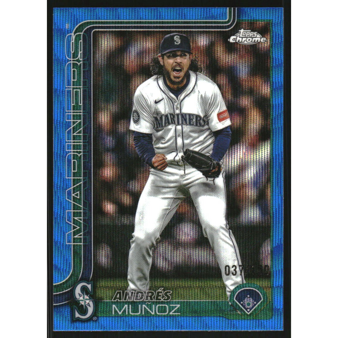 2025 Topps Chrome Update Blue Wave Refractors #USC108 Andres Munoz. rookie card picture