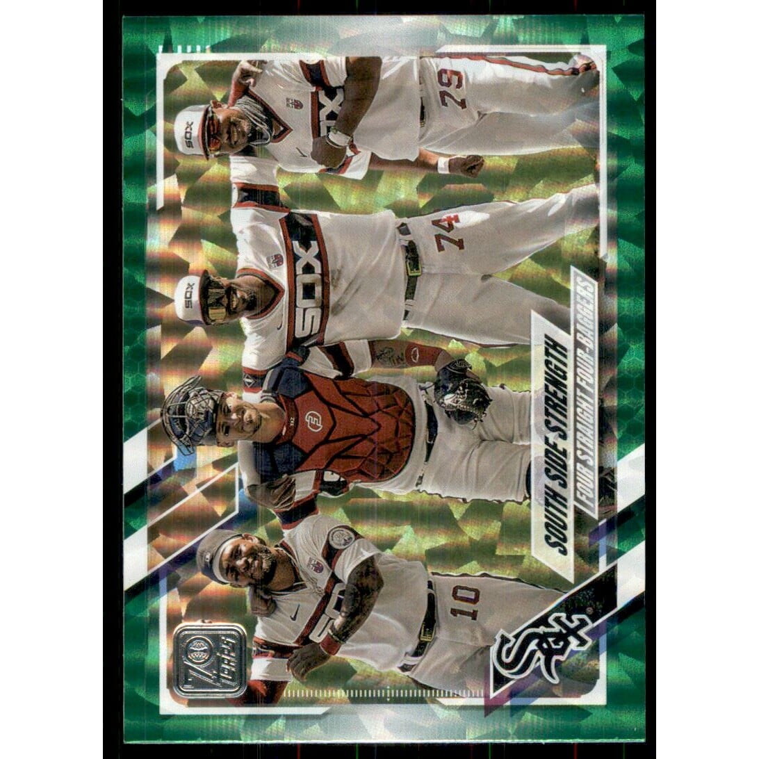 2021 Topps Green Foil #486 South Side Strength/Yoan Moncada/Yasmani Grandal/Jose Abreu/Eloy Jimenez. rookie card picture