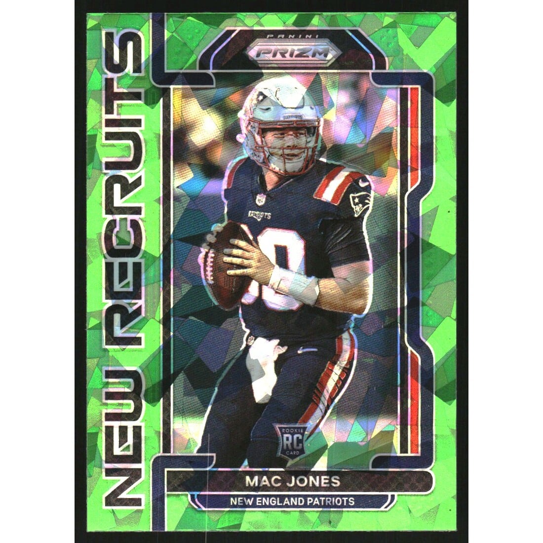 2021 Panini Prizm New Recruits Prizms Green Ice #5 Mac Jones. rookie card picture