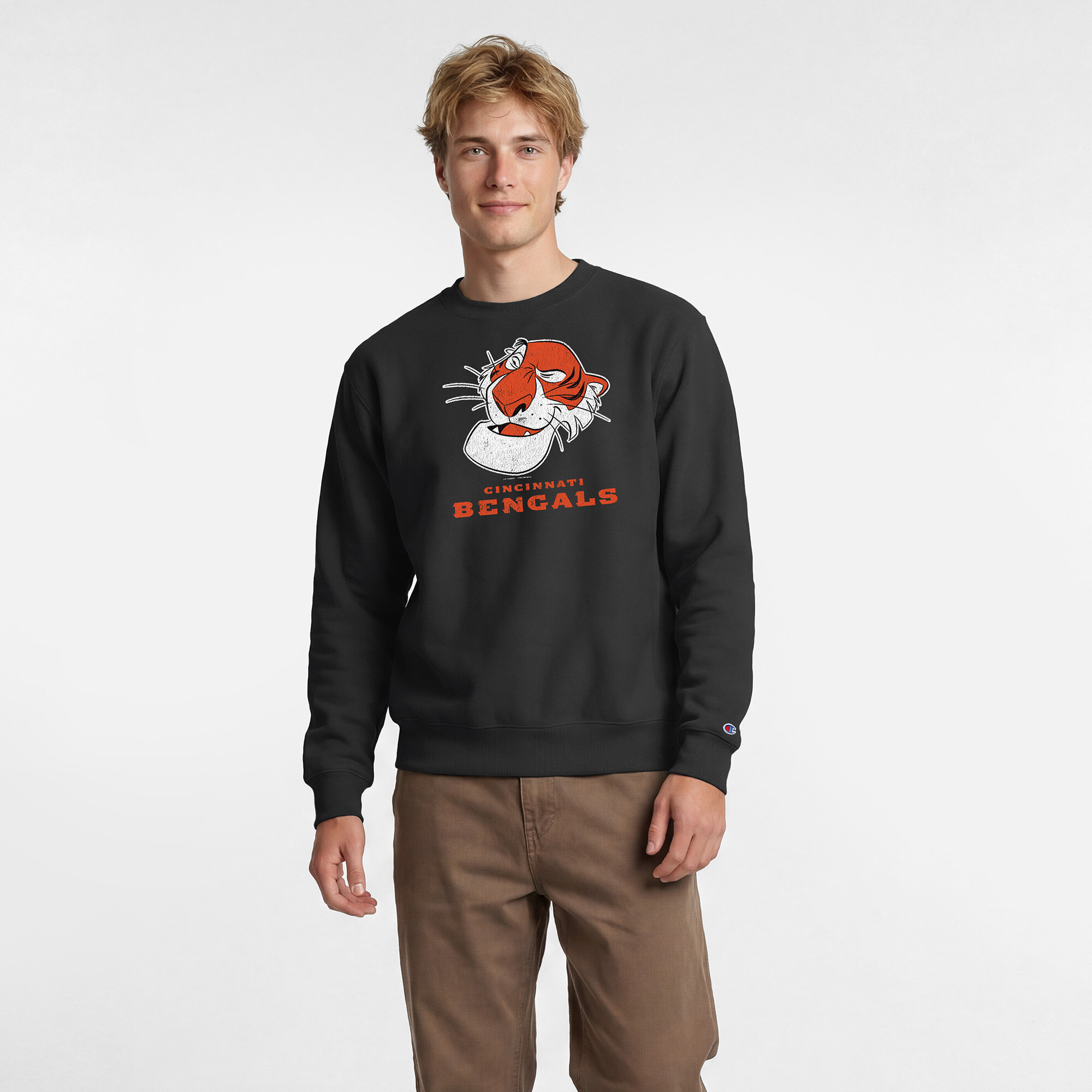 Champion Men's Disney x Black Cincinnati Bengals Shere Khan Power blend Sweatshirt - Black