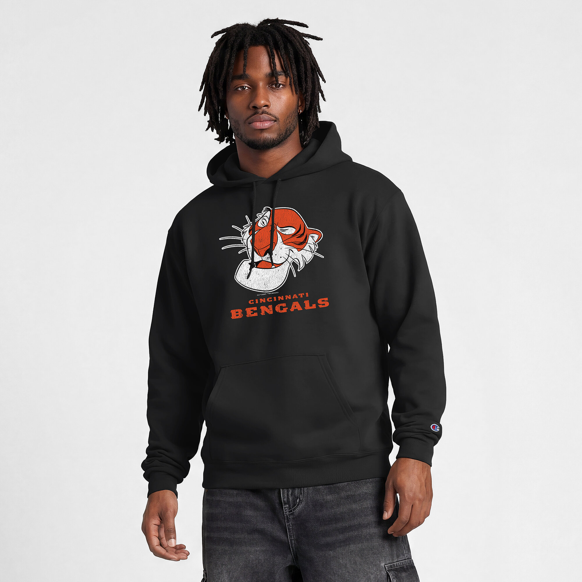 Champion Men's Disney x Black Cincinnati Bengals Power blend Full Front Sweatshirt - Black