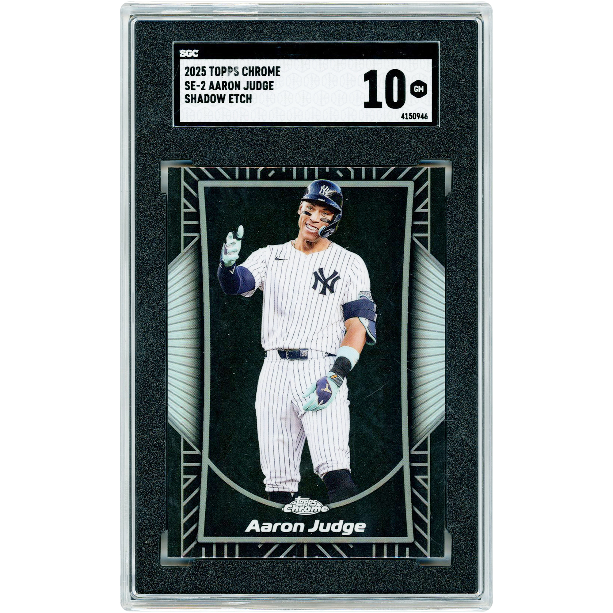 Aaron Judge New York Yankees 2025 Topps Chrome Shadow Etch Case Hit #SE-2 SGC Authenticated 10 Card