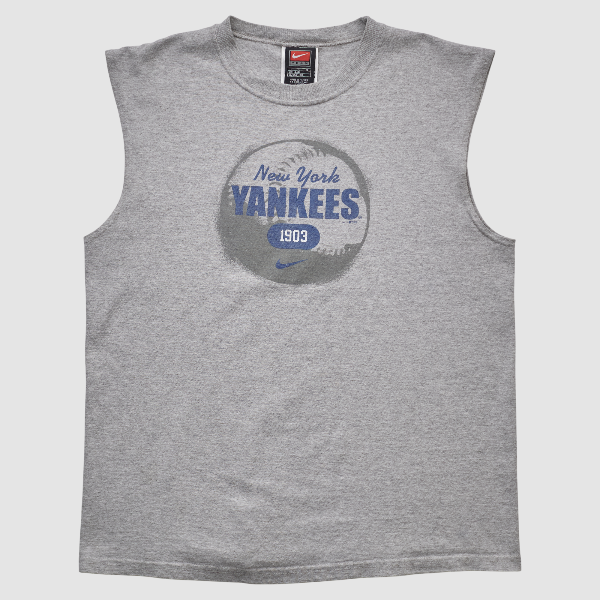 New York Yankees Nike 2000s Tank – Heather Gray – S by Fanatics Real Vintage New York Yankees Nike 2000s Tank – Heather Gray – S by Fanatics Real Vintage