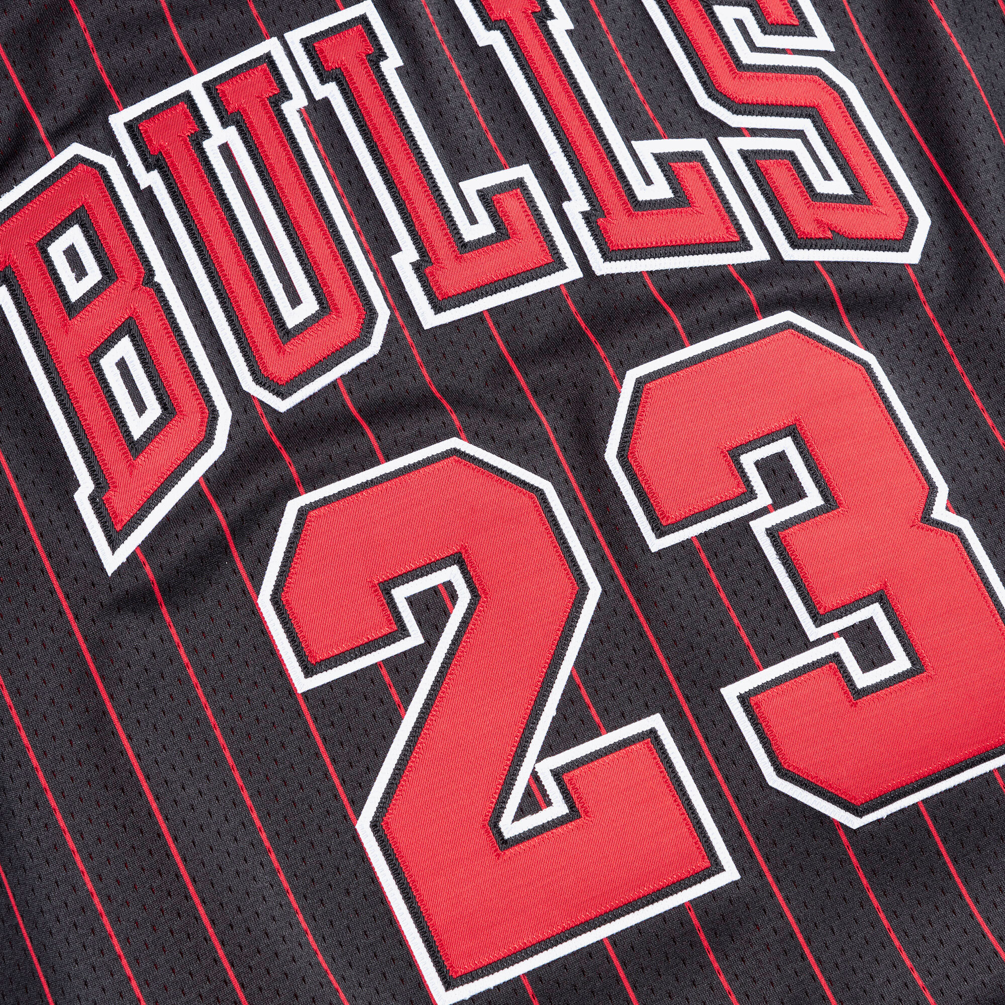 Chicago Bulls Mitchell & Ness Authentic Jersey Alternate Michael Jordan 1996-97, , rebel_hi-res