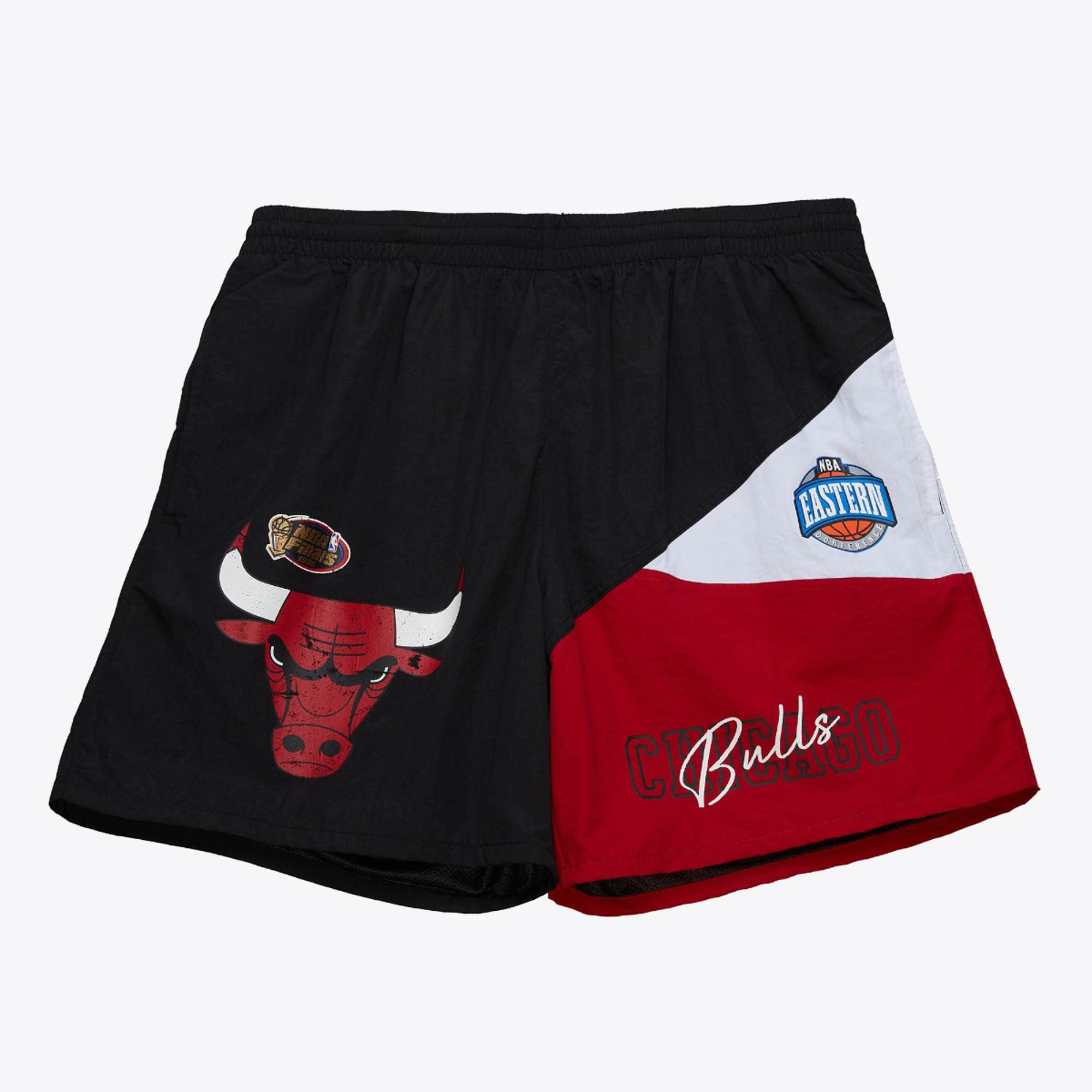 Chicago Bulls Mitchell & Ness Woven Shorts Vintage Logo, , rebel_hi-res