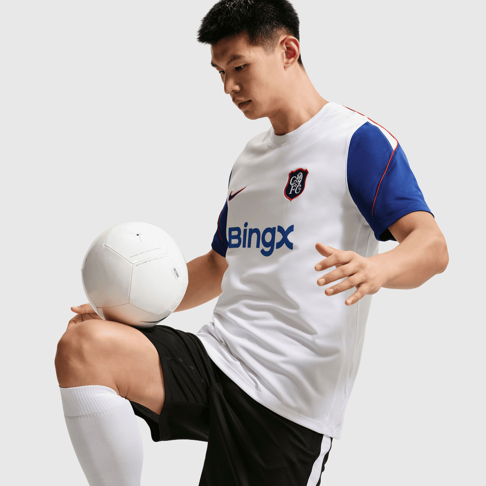 Chelsea Nike Strike Training Top - White, , rebel_hi-res