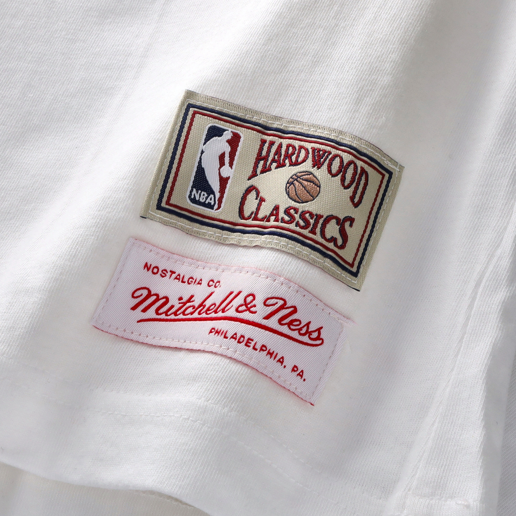 Golden State Warriors Mitchell & Ness Off Court T-Shirt - White - Mens, , rebel_hi-res