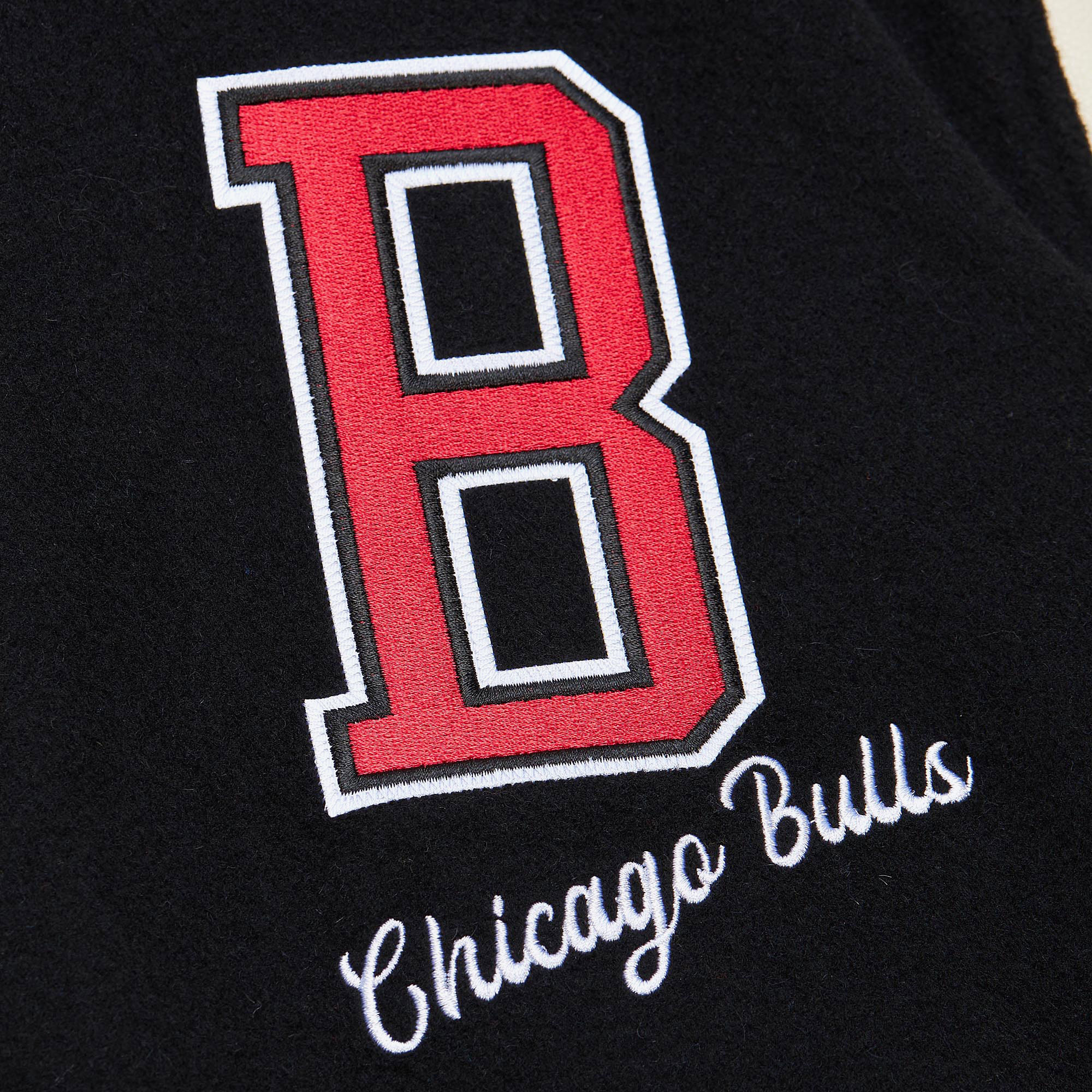 Chicago Bulls Mitchell & Ness Unisex Varsity Jacket - Black - Mens, , rebel_hi-res