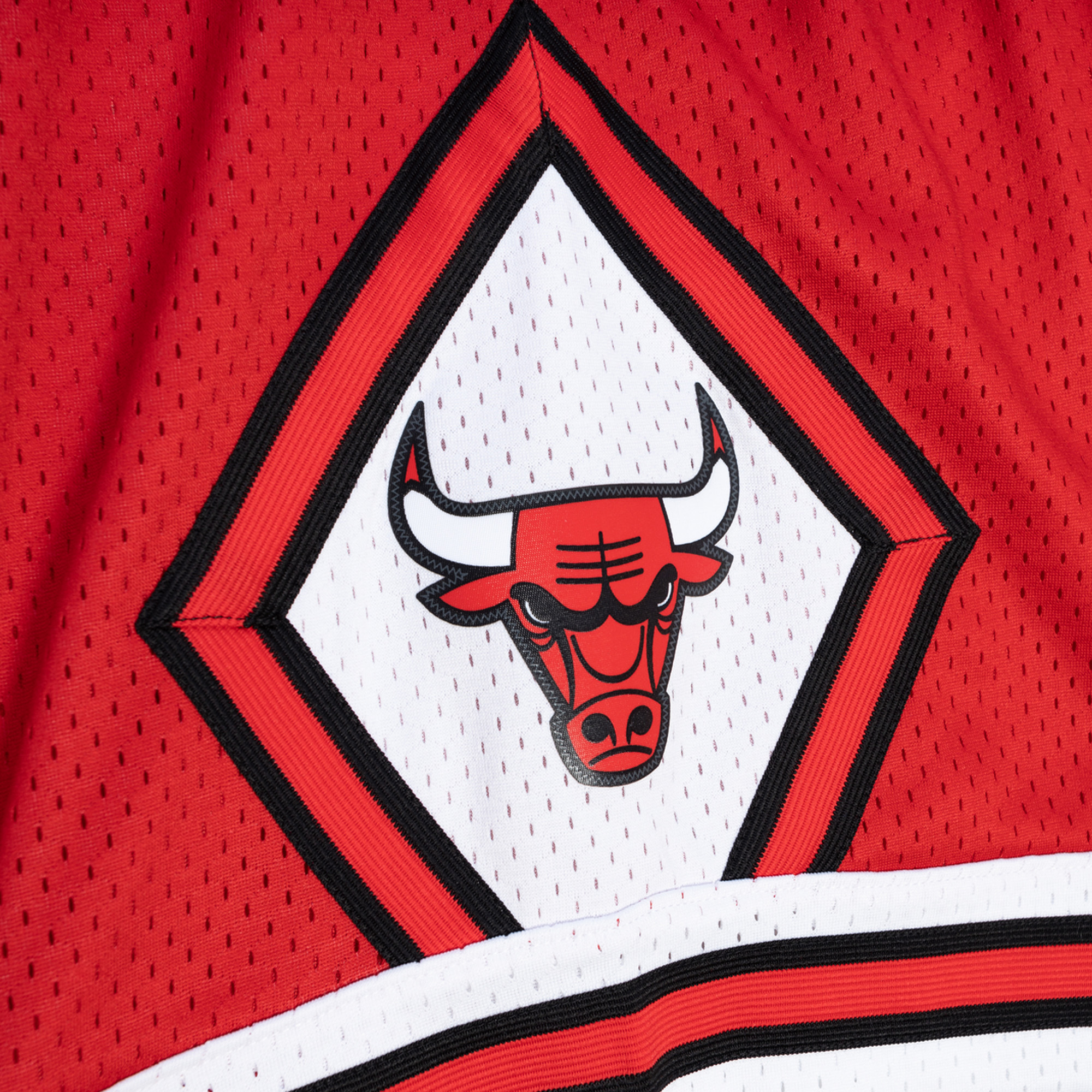 Chicago Bulls Mitchell & Ness 1997 Split Swingman Shorts - Black/Red - Mens, , rebel_hi-res