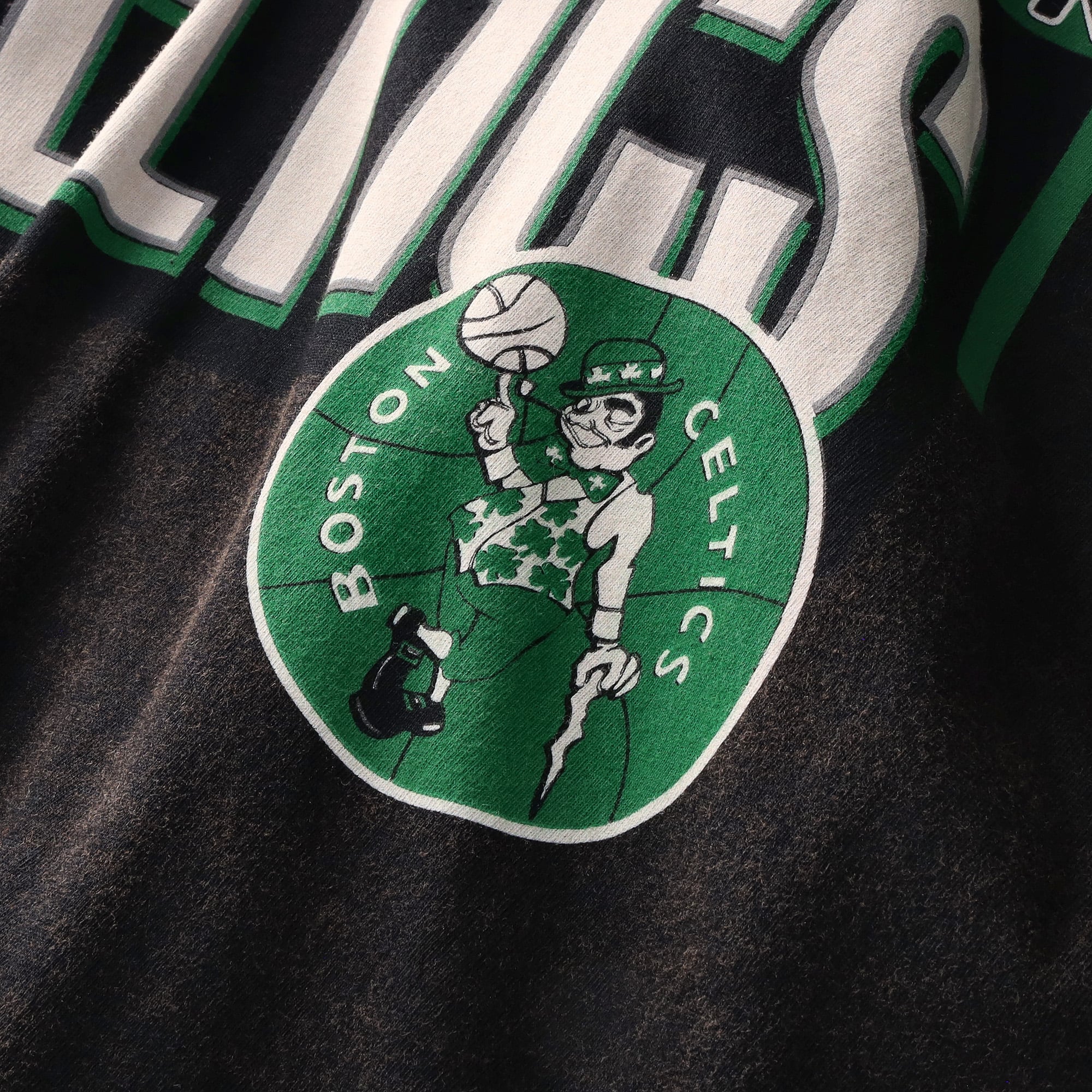 Boston Celtics Mitchell & Ness Centre Circle T-Shirt - Black - Mens, , rebel_hi-res