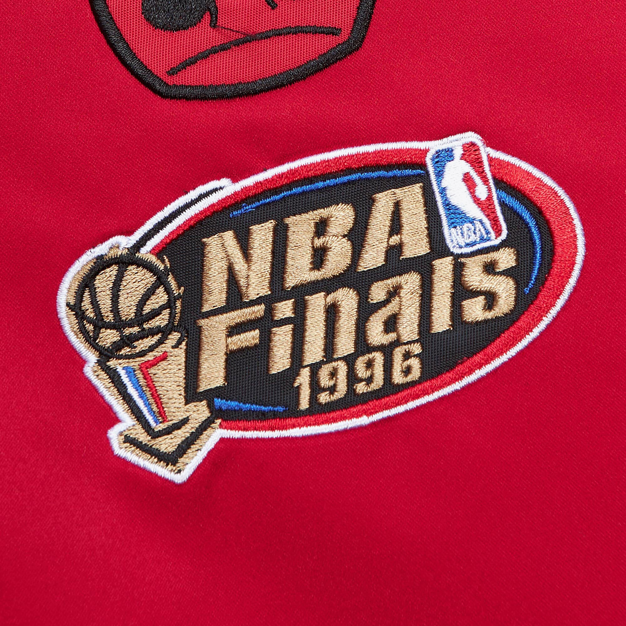 Chicago Bulls Mitchell & Ness Heavyweight Satin Jacket - Scarlet - Mens, , rebel_hi-res